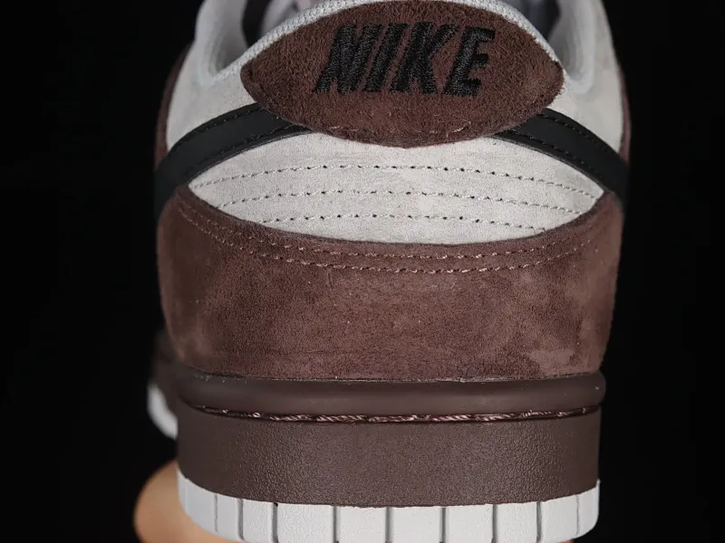 All Categories Nk SB Dunk Series Nk SB Dunk Low Low-top sneakers Otomo Katsuhiro x Nk SB Dunk Low "Steamboy OST" Creative customization collaboration Otomo Katsuhiro co-branded SB low-top sports and leisure sneakers DD9606-123